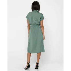 Robe chemise Manches courtes Au-dessus du genou Poignets repliés vert