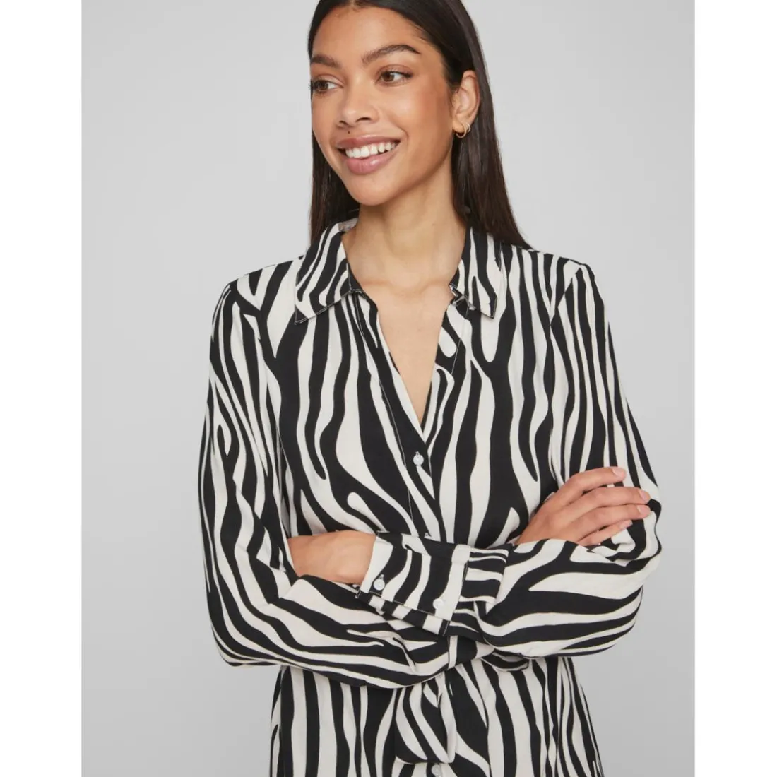 Robe col chemise noir en viscose Ula
