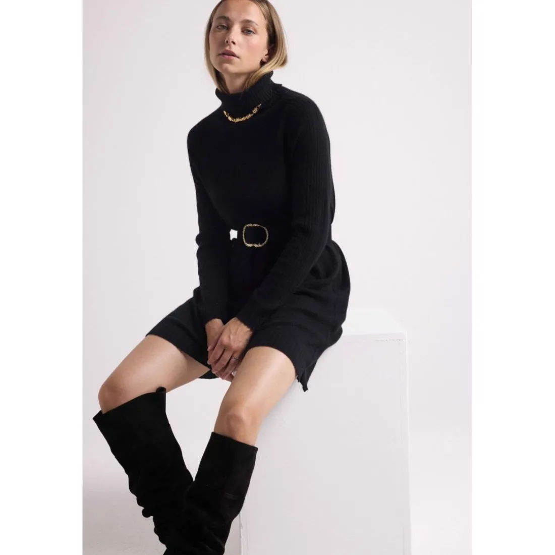 Robe col roule ample MARIE en cachemire noir