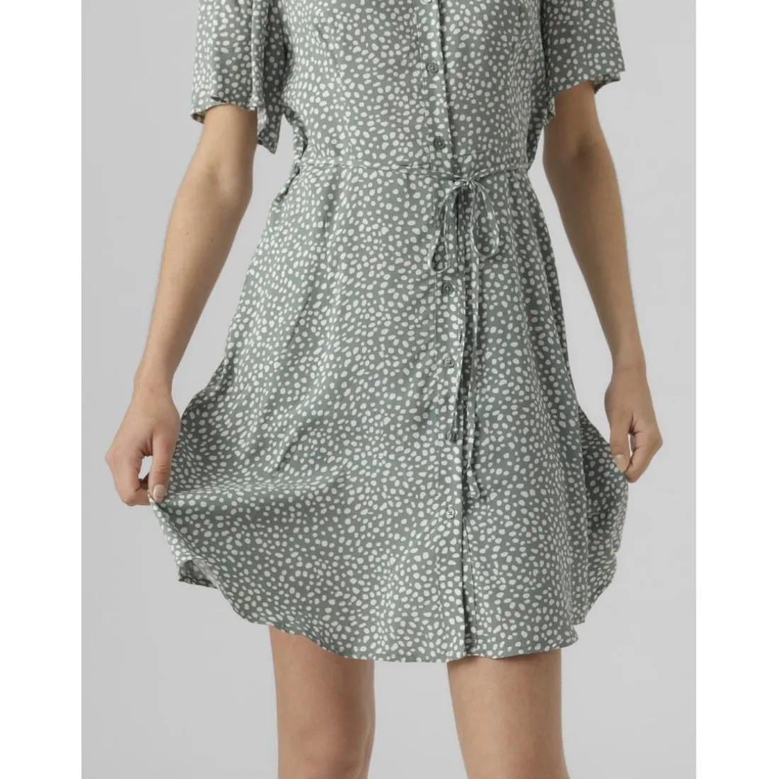 Robe court col en v manches larges manches courtes vert Zola