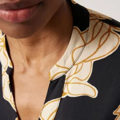 Robe courte ç manches longues imprimée floral noir