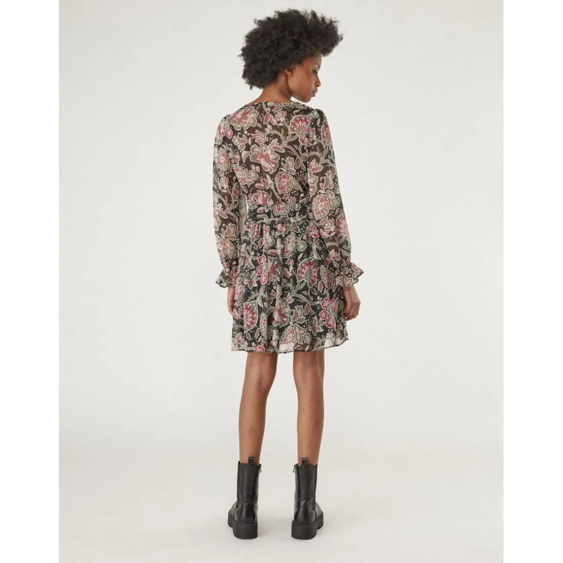 Robe courte imprimée détails volantés