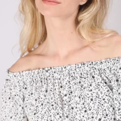 Robe courte épaule dénudée imprimée fleurs Daphnée en viscose