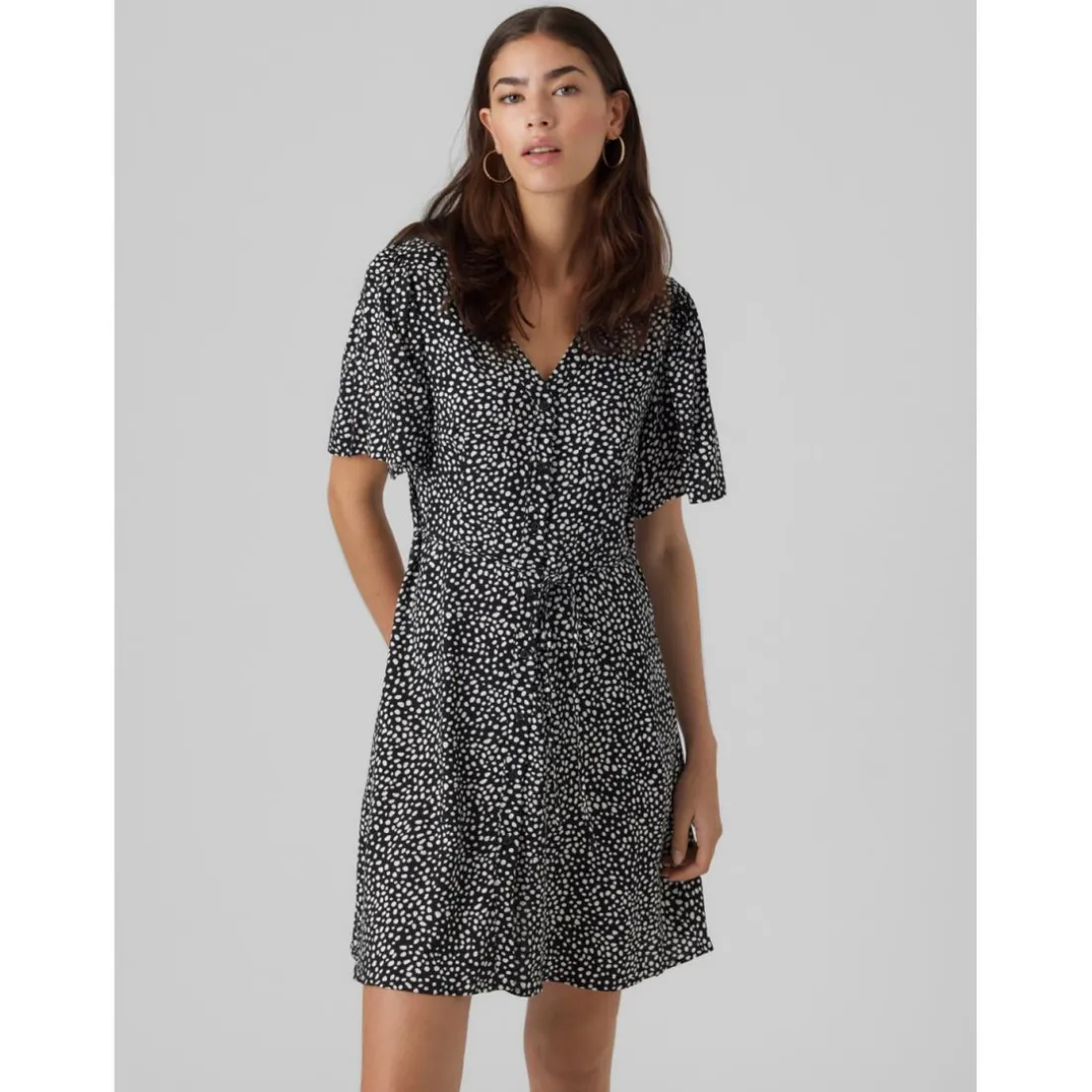 Robe courte Regular Fit Imprimé all over Col en V Manches courtes Court noir Elise