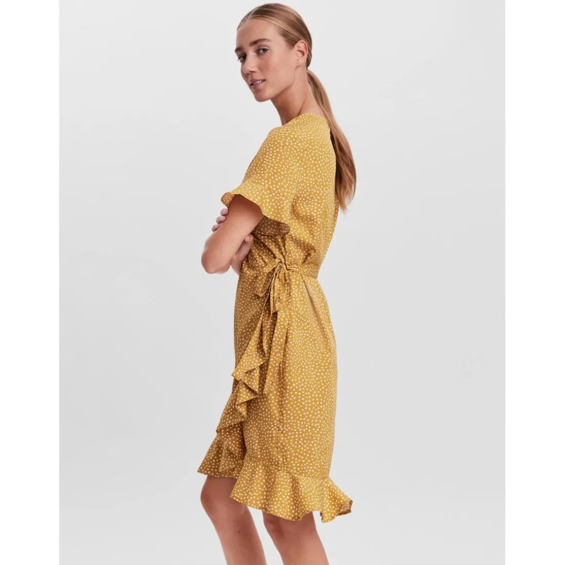 Robe courte Regular Fit Imprimé all over Col en V Manches 2/4 jaune