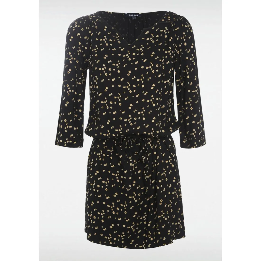 Robe droite ceinturée