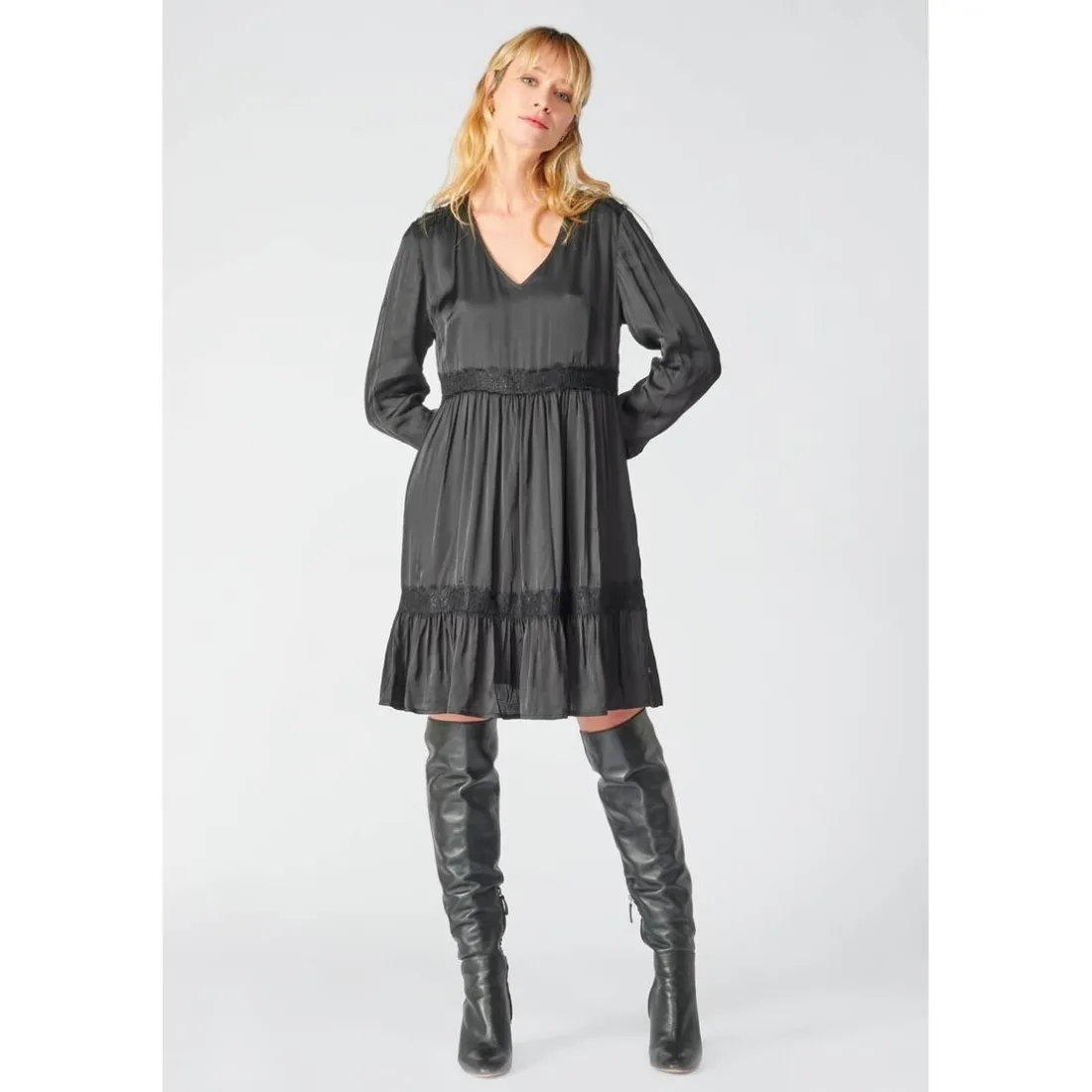 Robe droite EISE noir en viscose