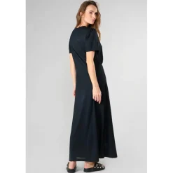 Robe droite ORIENT noir en tencel