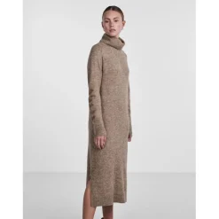 Robe en maille manches longues marron June