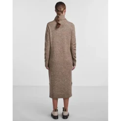 Robe en maille manches longues marron June