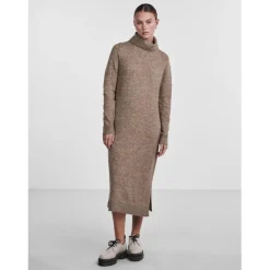 Robe en maille manches longues marron June