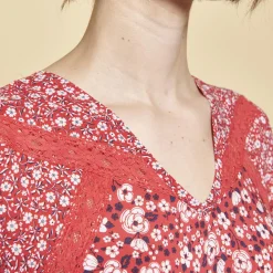 Robe fluide courte imprimé floral rouge en viscose