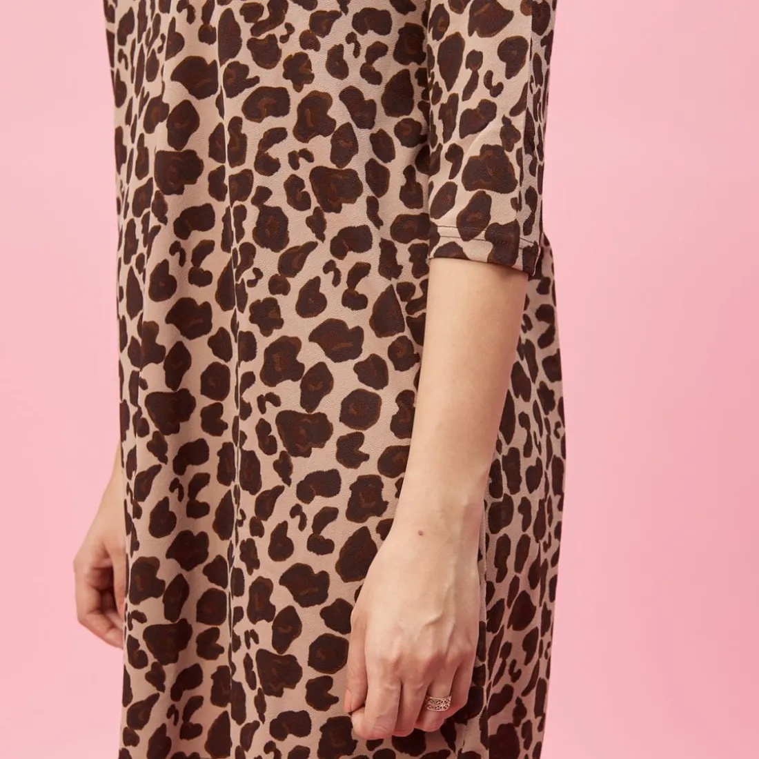 Robe imprimée asymétrique manches 3/4 femme - Marron