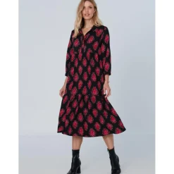 Robe imprimée manches 3/4 avec empiècements noir