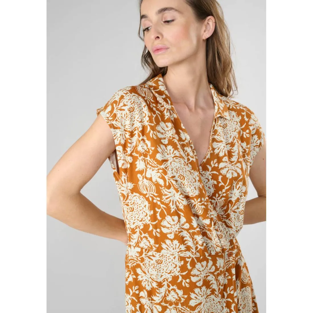 Robe longue droite JOUBARB blanc Yara en viscose