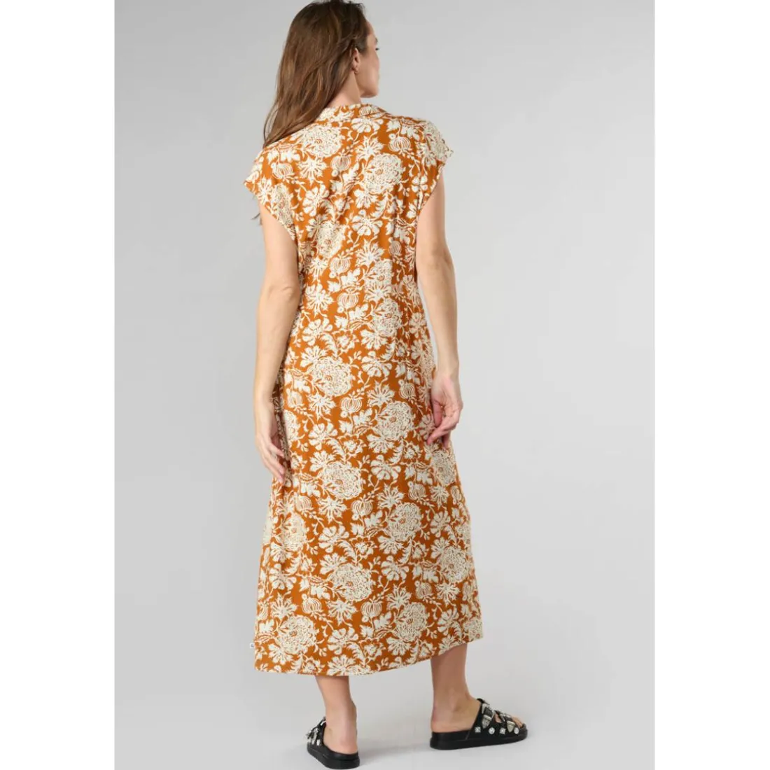 Robe longue droite JOUBARB blanc Yara en viscose