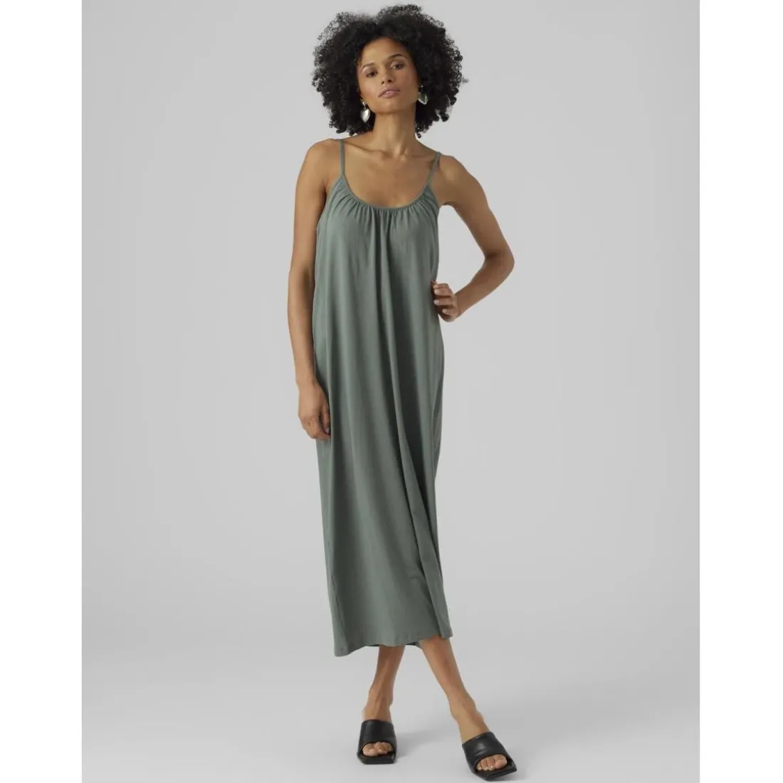 Robe longue fine bretelle vert Juno