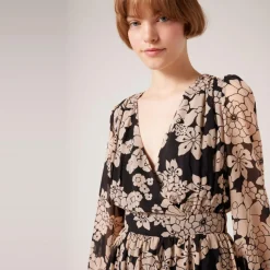 Robe longue imprimée cache-coeur noir
