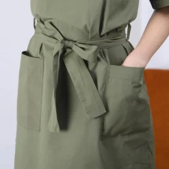 Robe manches courtes ceinturée en popeline kaki Catherine Réédition