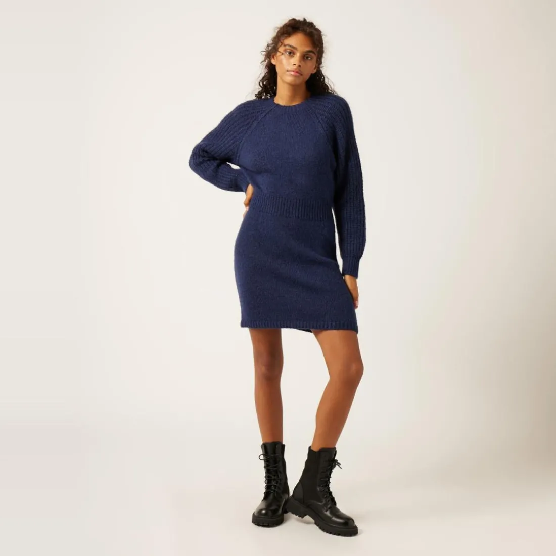 Robe pull courte unie bleu
