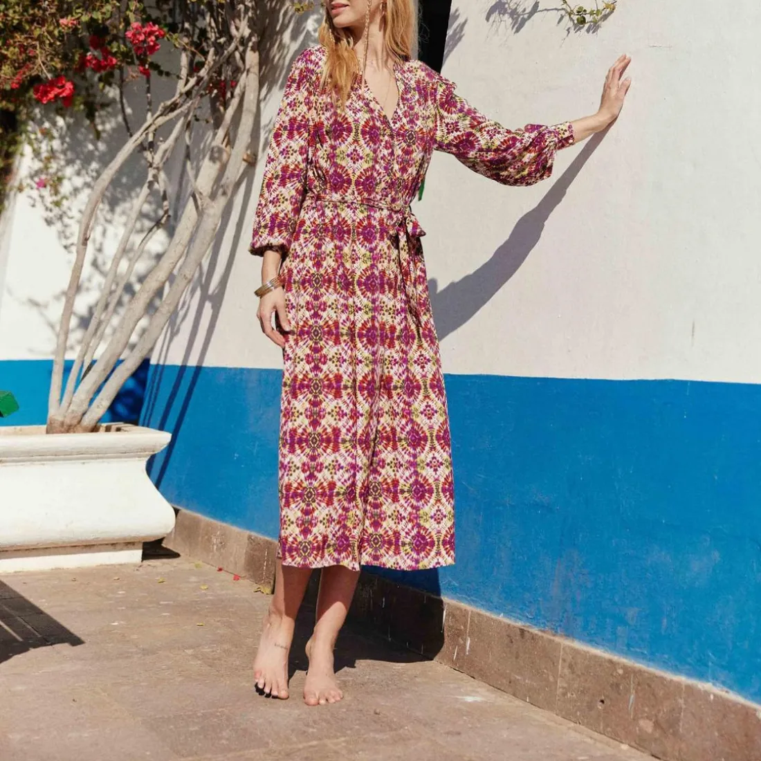 Robe RACHA - Psychedelique rouge en viscose