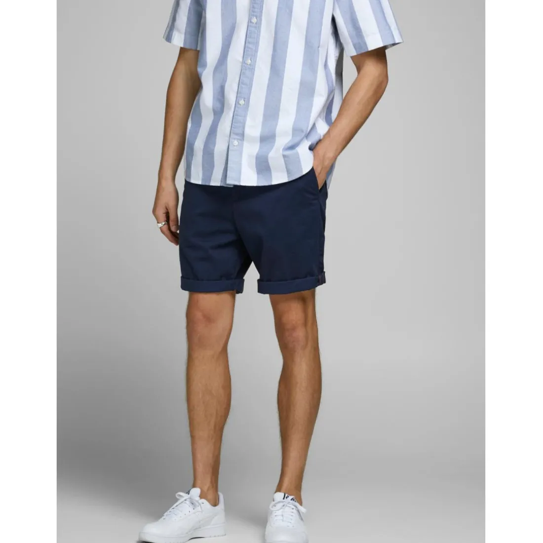 Short chino homme bleu marine en coton