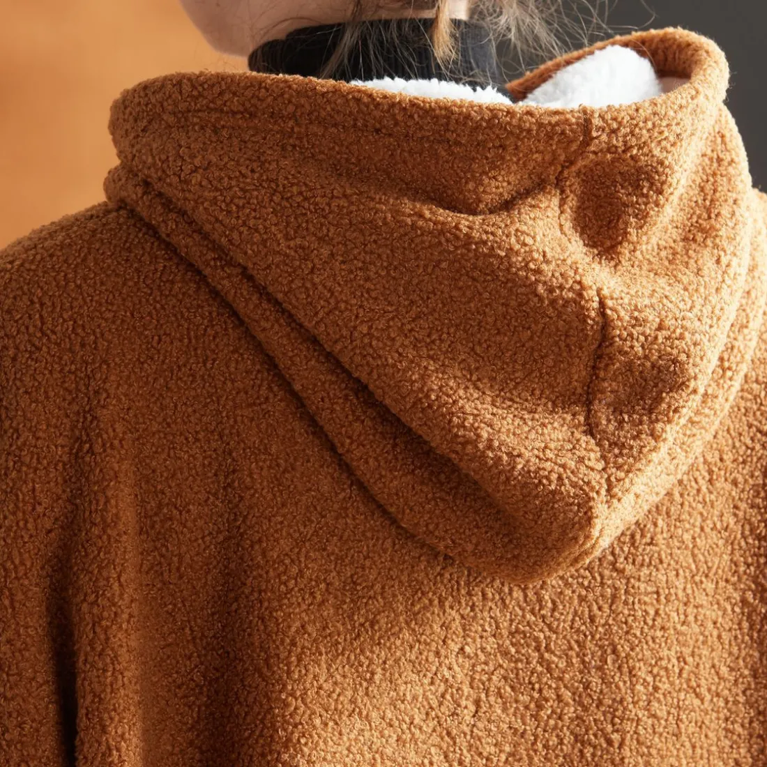 Sweat Plaid Bouclette en polyester CAPUCHE 70 x 87 MOKA Caramel