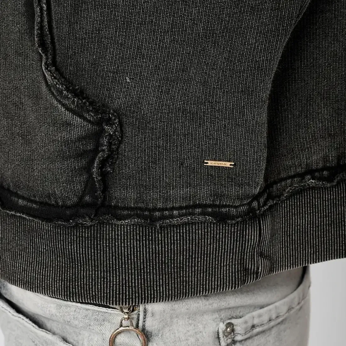 Sweat zippé VITRA noir en coton