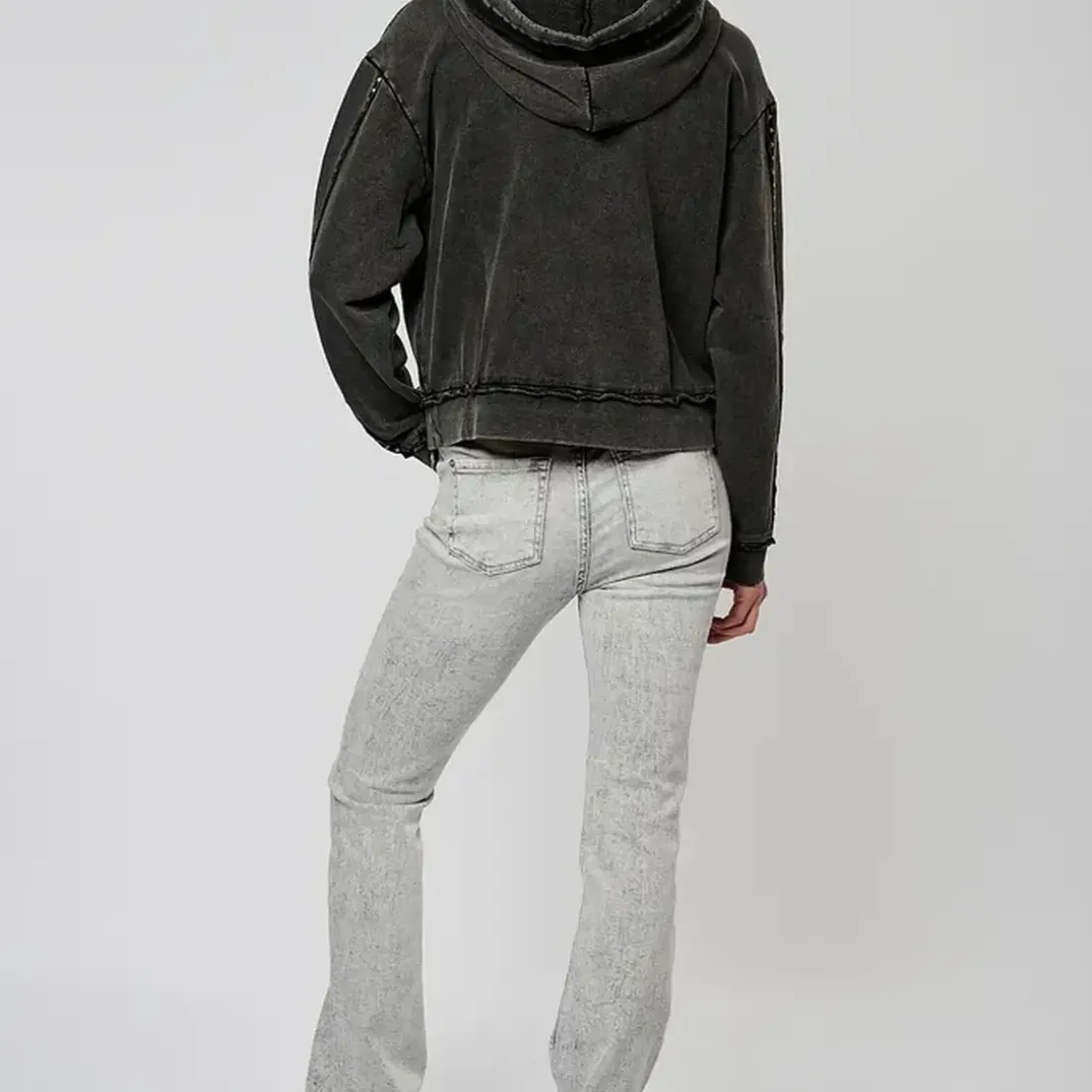 Sweat zippé VITRA noir en coton