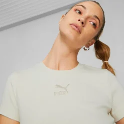 T shirt femme blanc cassé CLASSICS RBD SLM TEE BLACK en coton