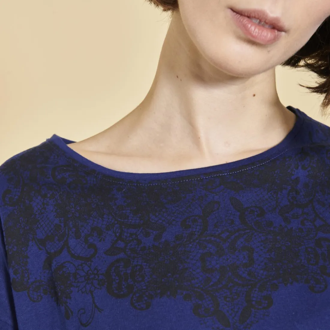 Tee-shirt bas et manches longues élastiqués dentelle imprimée femme - Bleu Dur en coton