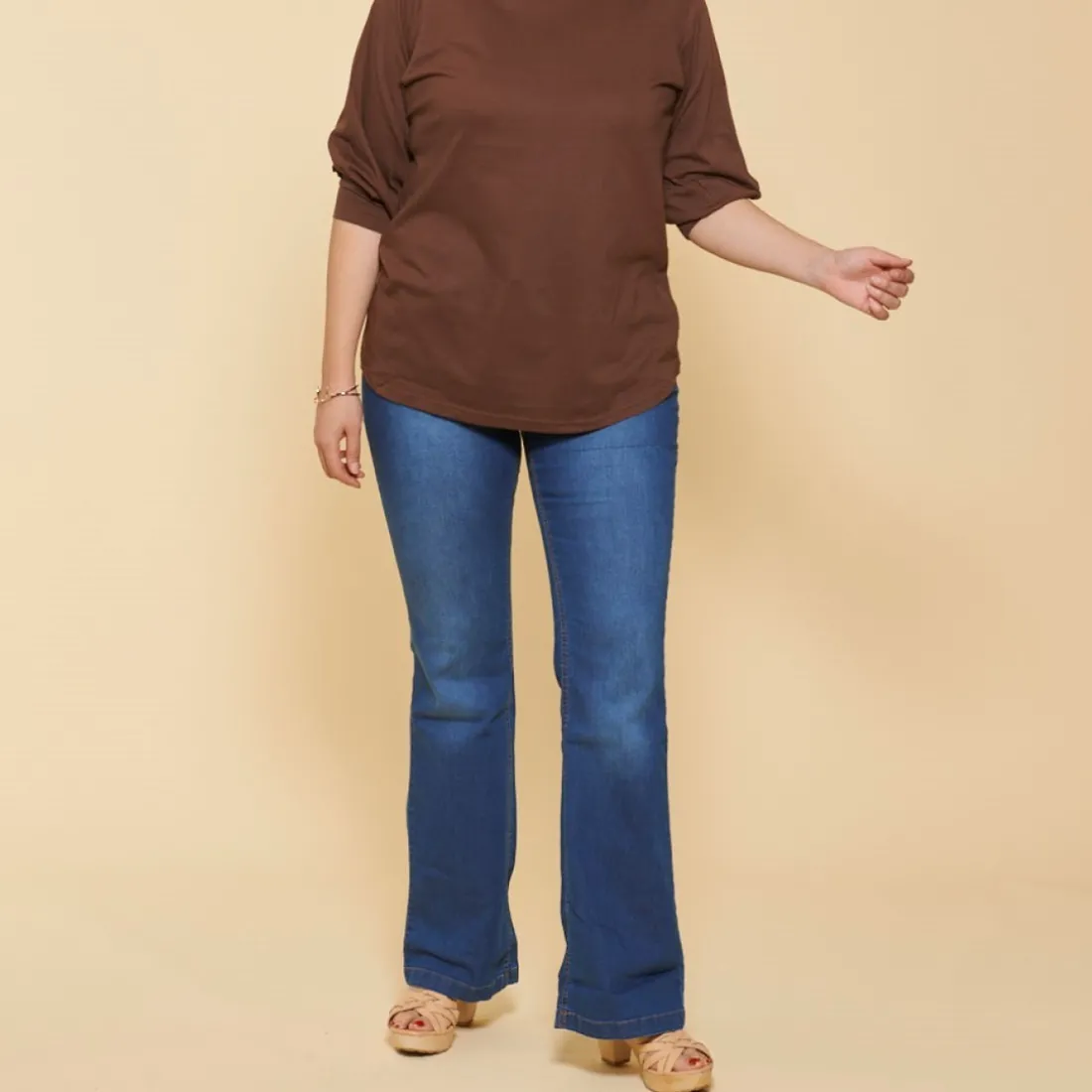 Tee-shirt col bateau manches 3/4 avec poignets et plis grandes tailles femme - Marron en coton