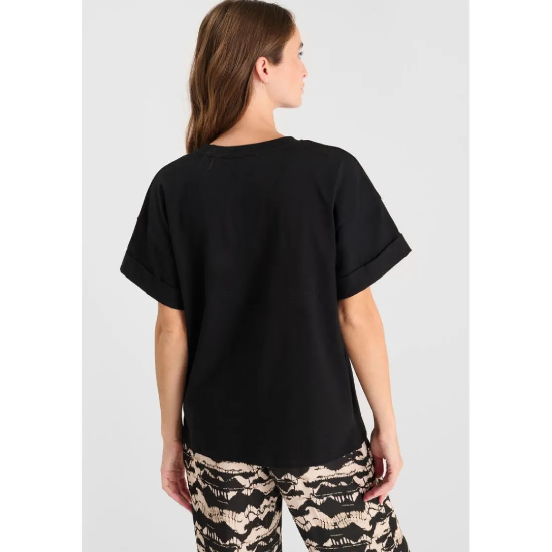 Tee-Shirt ISTAN noir en coton Nora