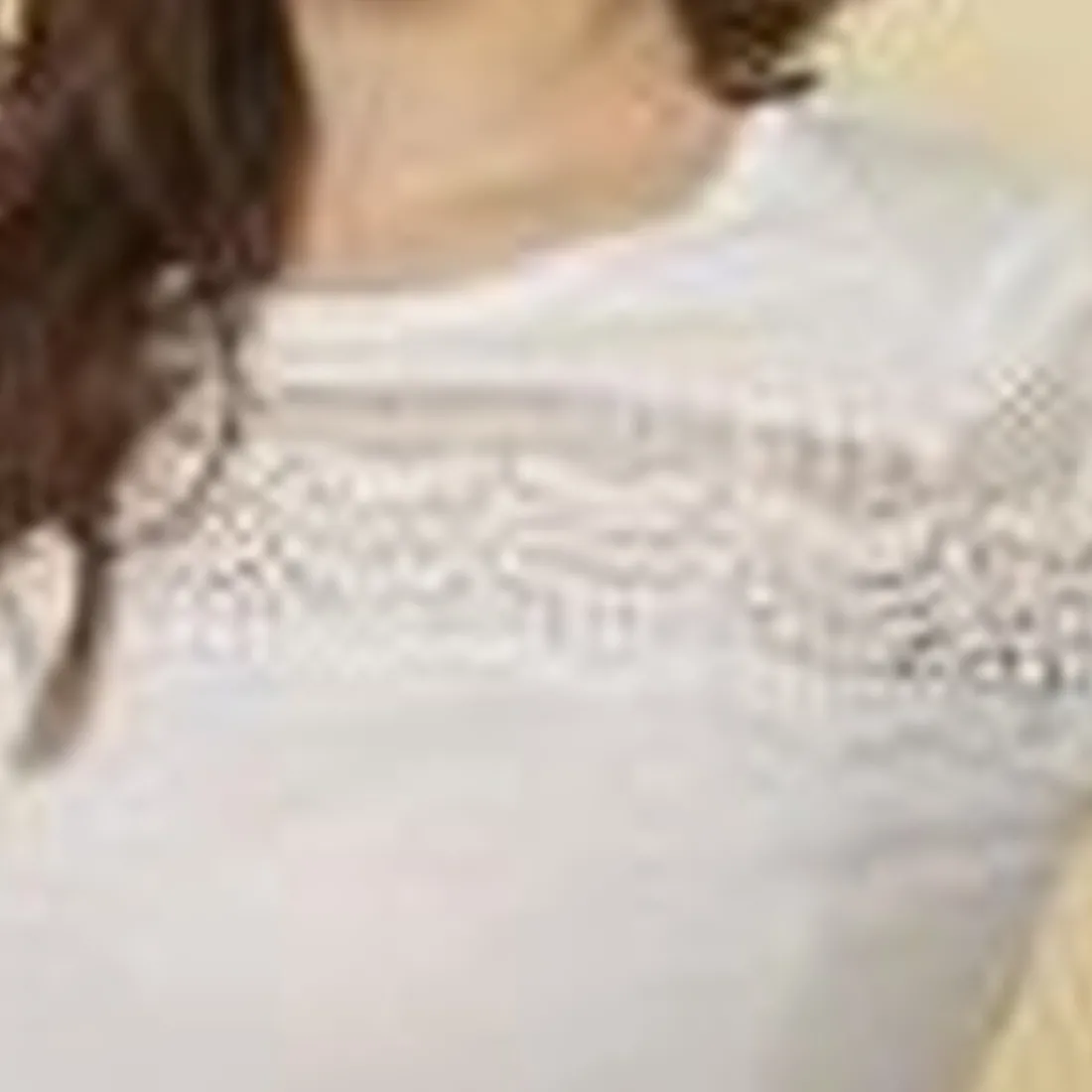 Tee-shirt manches 3/4 volantées et guipure grandes tailles femme - écru blanc en coton