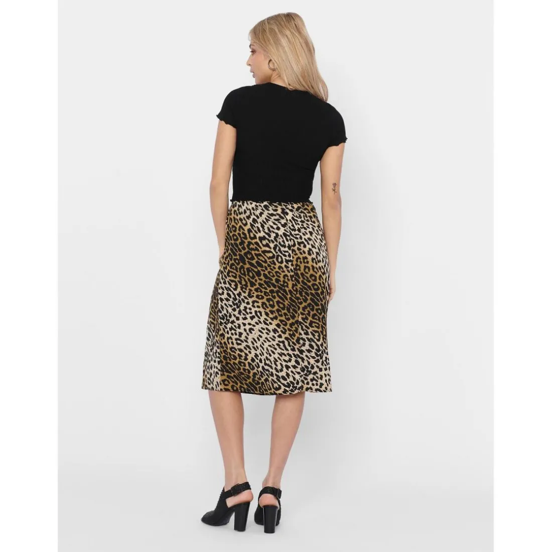 Top Col rond Manches courtes Court noir