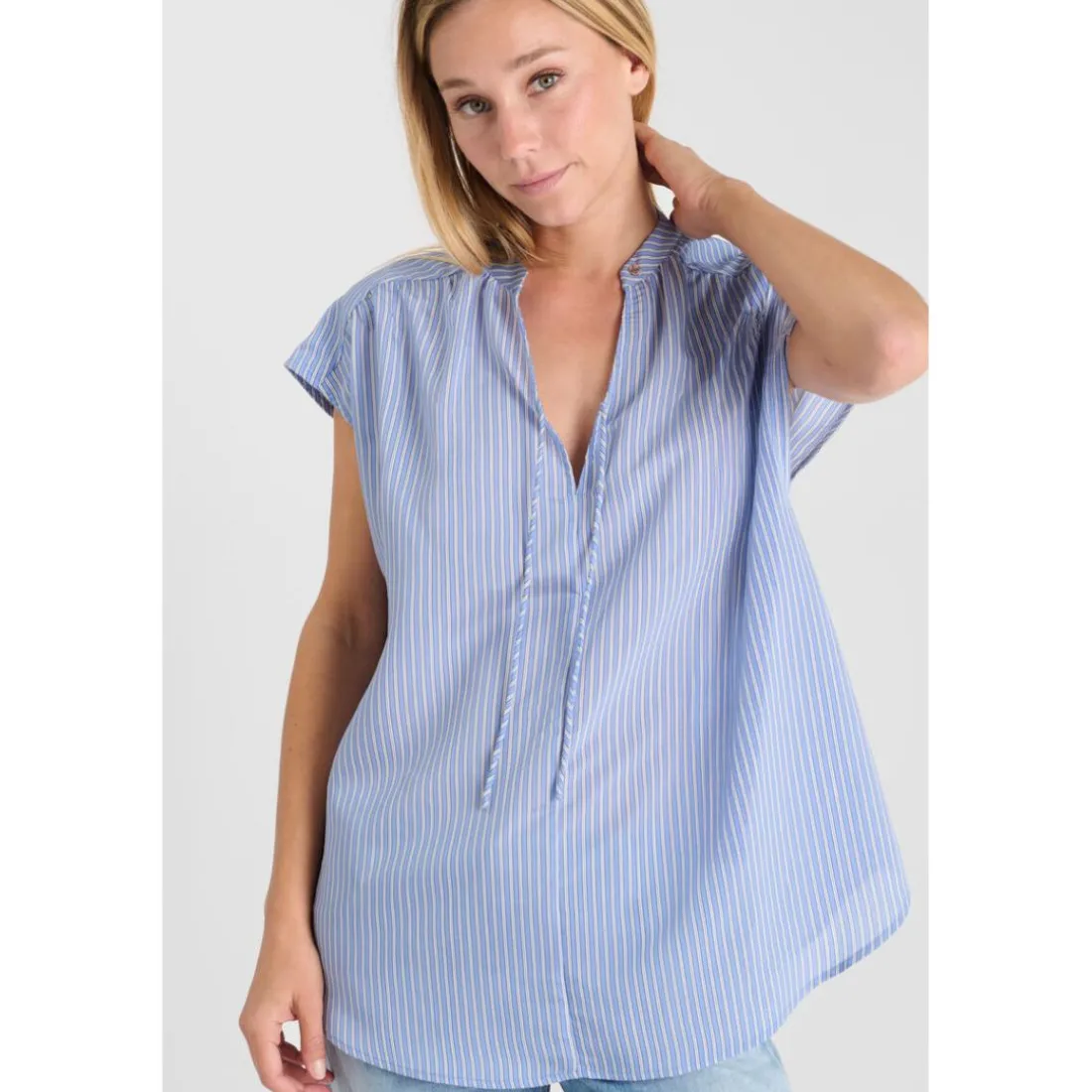 Top HANNON bleu en viscose Pia