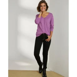 T-shirt à manches longues et col en V avec encolure froncée violet