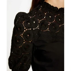T-shirt manches courtes brodé noir