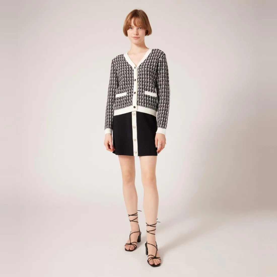 Veste courte boutonnée noir