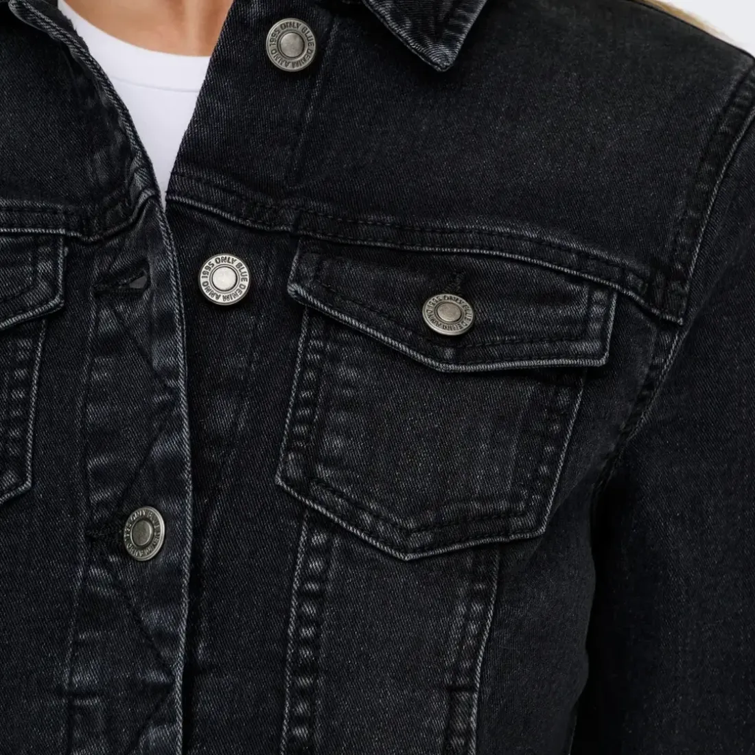 Veste en Jean noir mat Léa