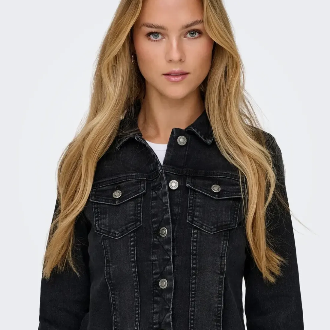 Veste en Jean noir mat Léa
